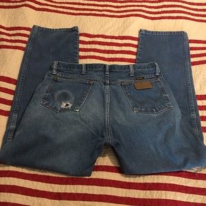 Men’s Wrangler Jeans 👖 34/32.  W4